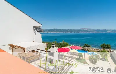 Haus am Meer in Slatine, Ansicht 9 von 29