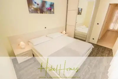 Haus mit Meerblick in Splitska, Ansicht 16 von 24
