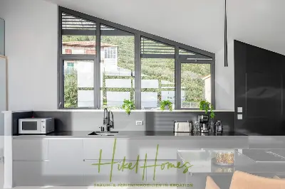 Haus mit Meerblick in Jesenice, Ansicht 10 von 21