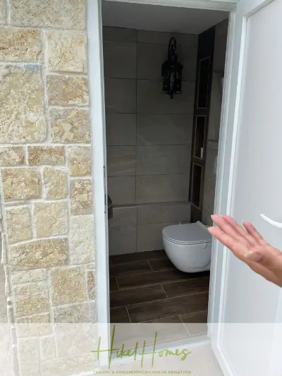 Haus am Meer in Lokva Rogoznica, Ansicht 9 von 30