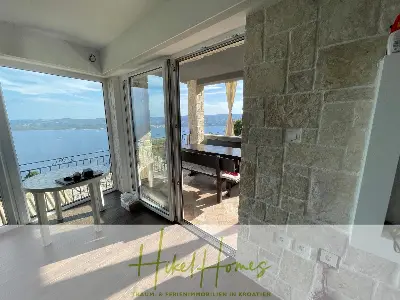 Haus am Meer in Lokva Rogoznica, Ansicht 18 von 30
