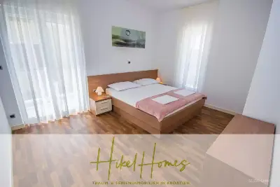 Haus mit Meerblick in Splitska, Ansicht 15 von 30