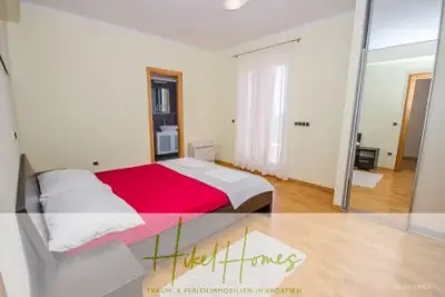 Haus mit Meerblick in Splitska, Ansicht 9 von 16
